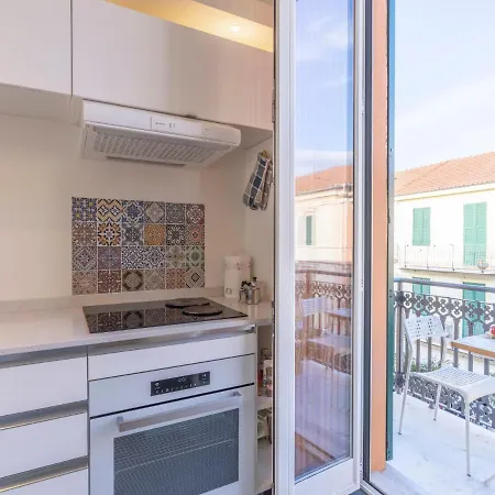 Central By Interhome Apartman