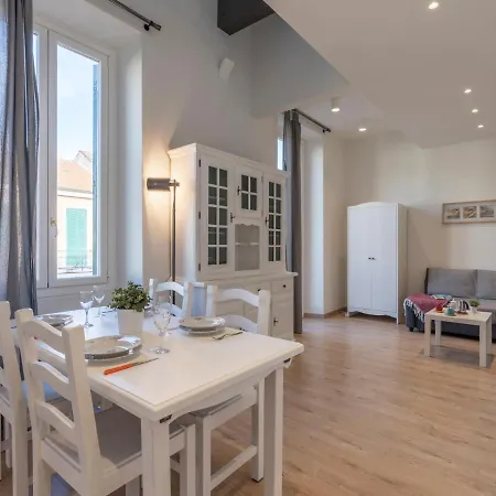 Central By Interhome *
