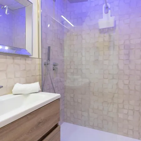 Central By Interhome * Diano Marina